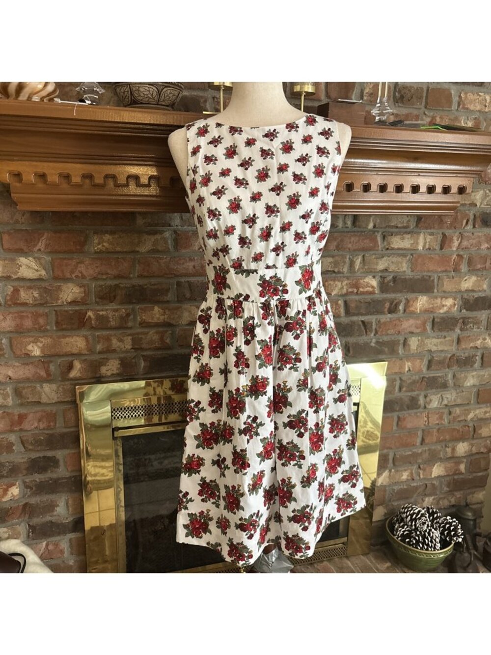 Brooks Brothers Red Fleece Floral Summer Sleeveless Dress Size 4